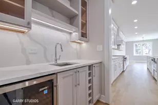 15W320 Concord St, Elmhurst, IL 60126 - Photo 7