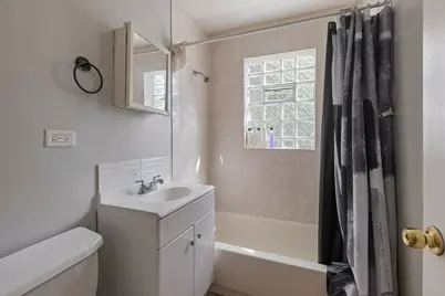 128 N Menard Avenue, Chicago, IL 60644 - Photo 17