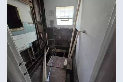 189 W 156th Place, Harvey, IL 60426 - Photo 3