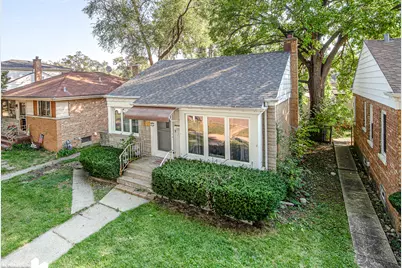 117 Morris Avenue, Bellwood, IL 60104 - Photo 1