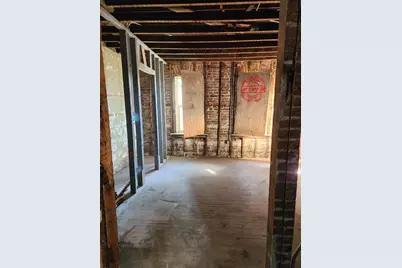 10755 S Champlain Avenue, Chicago, IL 60628 - Photo 5