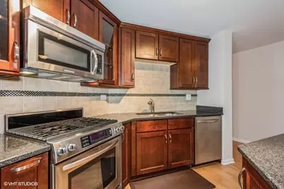 1228 Emerson Street #304, Evanston, IL 60201 - Photo 3