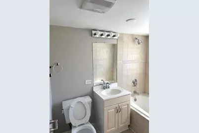 2432 S 13th Avenue, Broadview, IL 60155 - Photo 13