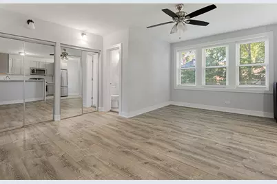 1521 W Sherwin Avenue #501, Chicago, IL 60626 - Photo 3