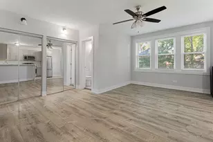 1521 W Sherwin Ave, Chicago, IL 60626 - Photo 3