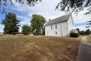 104-106 Gaston St, Dixon, IL 61021 - Photo 3