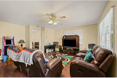 1407 Kenwood Road, Champaign, IL 61821 - Photo 17