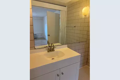 1231 N Galena Avenue #215, Dixon, IL 61021 - Photo 5