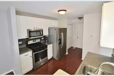 651 Chestnut Ridge, Minooka, IL 60447 - Photo 5