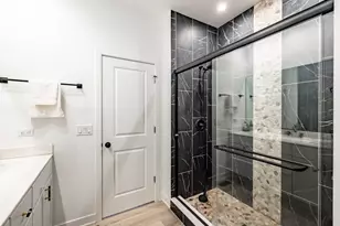 136 Valencia Pkwy, Gilberts, IL 60136 - Photo 23