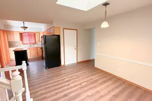 1204 E 154th St, South Holland, IL 60473 - Photo 5