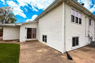 1204 E 154th St, South Holland, IL 60473 - Photo 19