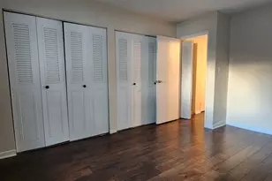 9461 Bay Colony Dr, Des Plaines, IL 60016 - Photo 13