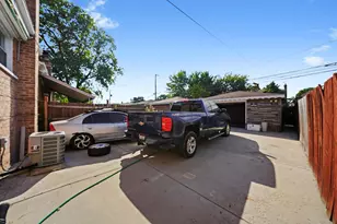 7212 S Campbell Ave, Chicago, IL 60629 - Photo 31