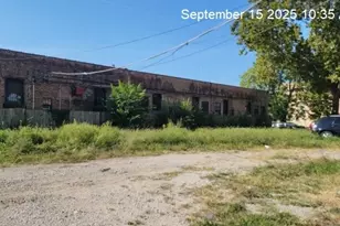 6049 S St Lawrence Ave, Chicago, IL 60637 - Photo 3