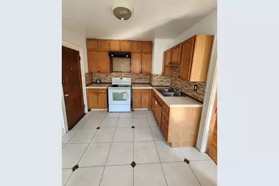 600 Sunderlin Street, Waukegan, IL 60085 - Photo 11