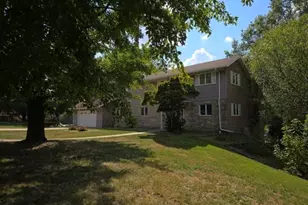 1797 E County Rd 1540 N, Carthage, IL 62321 - Photo 31