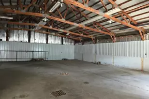 1797 E County Rd 1540 N, Carthage, IL 62321 - Photo 29