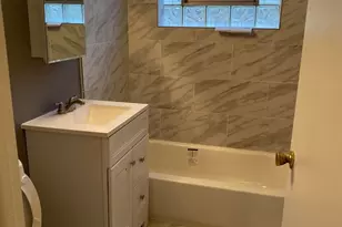 2290 182nd Pl, Lansing, IL 60438 - Photo 7