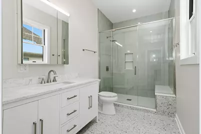 926 E Crest Avenue, Addison, IL 60101 - Photo 23