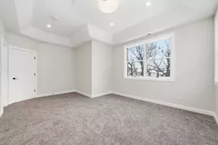 926 E Crest Ave, Addison, IL 60101 - Photo 25