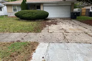 15707 Dante Dr, South Holland, IL 60473 - Photo 1