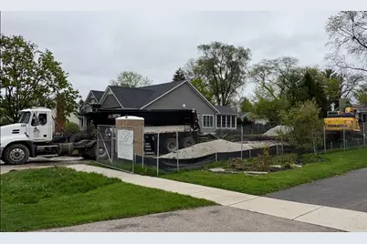 1021 Greenwood Drive, Wheaton, IL 60189 - Photo 5