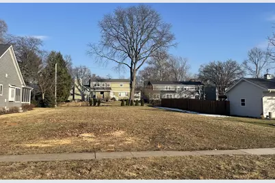 1021 Greenwood Drive, Wheaton, IL 60189 - Photo 7