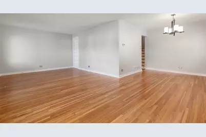 2032 N Wainwright Court, Palatine, IL 60074 - Photo 5