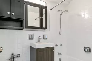 5858 N Sheridan Rd, Chicago, IL 60660 - Photo 9