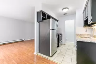 6021 N Winthrop Ave, Chicago, IL 60660 - Photo 5