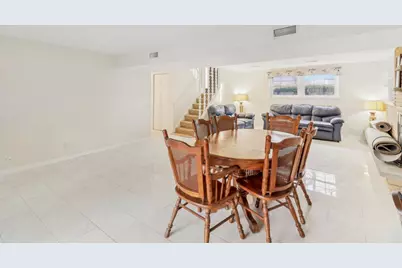 712 Dante Court, Schaumburg, IL 60193 - Photo 9