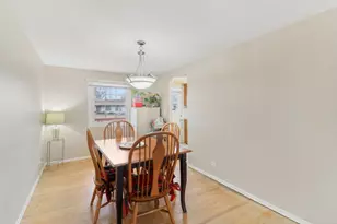 712 Dante Ct, Schaumburg, IL 60193 - Photo 15