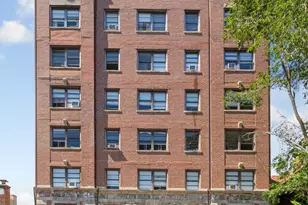 6026 N Winthrop Ave, Chicago, IL 60660 - Photo 1