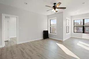 6105 N Winthrop Ave, Chicago, IL 60660 - Photo 3