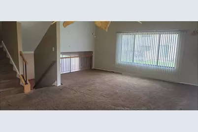 18622 Golfview Drive, Hazel Crest, IL 60429 - Photo 3