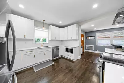 7901 W Elmgrove Drive, Elmwood Park, IL 60707 - Photo 5