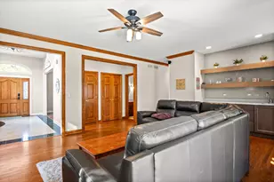 5N661 Leola Ln, Saint Charles, IL 60175 - Photo 17