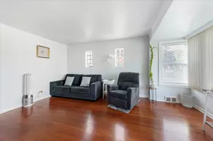 1815 N 22nd Ave, Melrose Park, IL 60160 - Photo 5