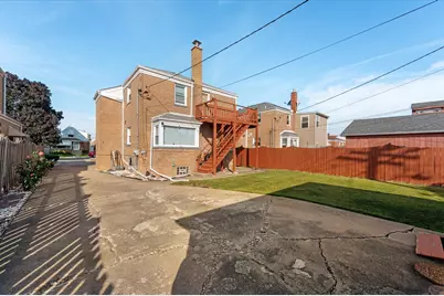 1815 N 22nd Avenue, Melrose Park, IL 60160 - Photo 29
