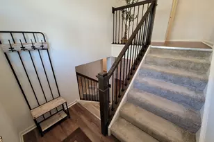 1071 Moraine Dr, South Elgin, IL 60177 - Photo 7