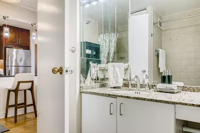 401 E Ontario Street #3207, Chicago, IL 60611 - Photo 7