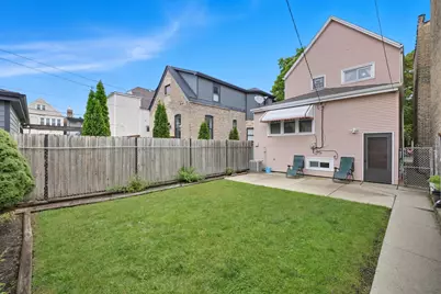 2736 N Monticello Avenue, Chicago, IL 60647 - Photo 25