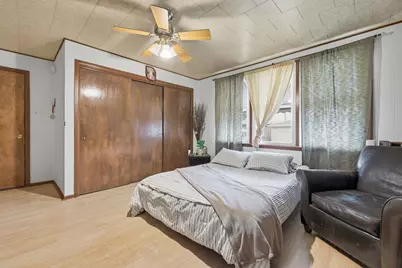 2736 N Monticello Avenue, Chicago, IL 60647 - Photo 9