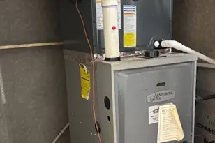 21945 Millard Ave, Richton Park, IL 60471 - Photo 13