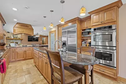 27 Equestrian Way, Lemont, IL 60439 - Photo 3