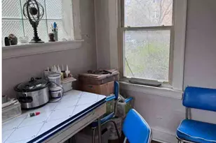 2130 W Farwell Ave, Chicago, IL 60645 - Photo 5