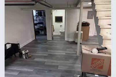 2130 W Farwell Avenue, Chicago, IL 60645 - Photo 11