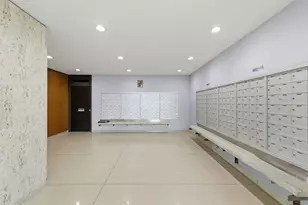 4800 S Chicago Beach Dr, Chicago, IL 60615 - Photo 5