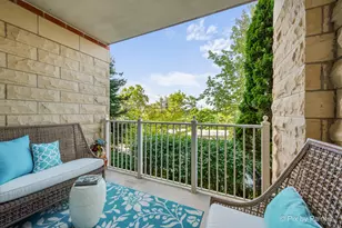 1 Itasca Pl, Itasca, IL 60143 - Photo 17